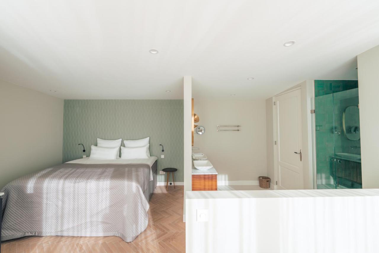 Boutique Hotel De Witte Dame Abcoude Exterior photo